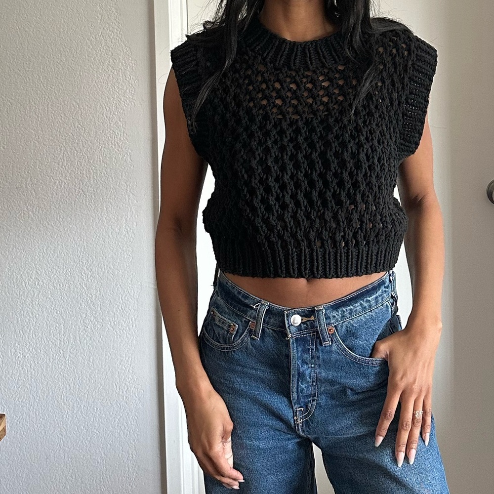 Mirstores Black Knit Sleeveless Top